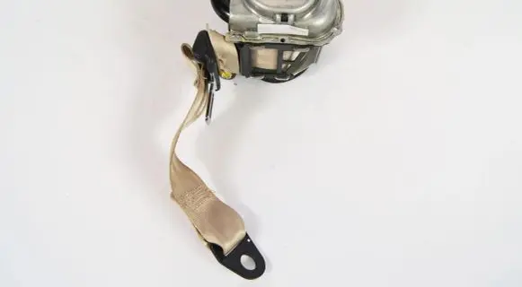 Alfa Romeo Giulia Rear seatbelt
