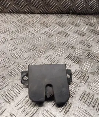 Tailgate/trunk/boot lock/catch/latch