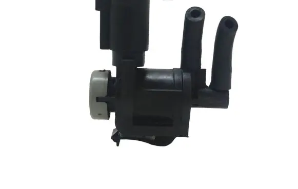 Skoda Fabia Mk1 (6Y) Turbo solenoid valve 1J0906283C