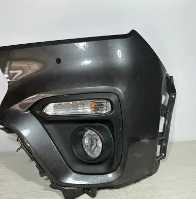 Suzuki SX4 S-Cross Front fog light 90106857 3550065P01100 6310L