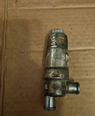 BMW 5 E34 Idle control valve (regulator) 