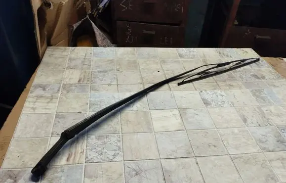 Nissan Murano Z50 Windshield/front glass wiper blade B791
