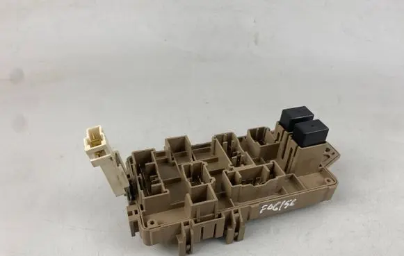 Subaru Forester SG Fuse box set 704106