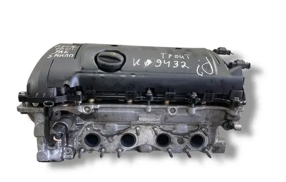 Peugeot 308 Engine head 5fw