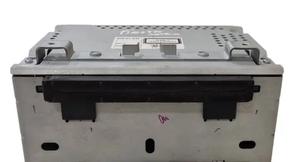 Ford Fiesta Radio/CD/DVD/GPS head unit AA6T18C815RB