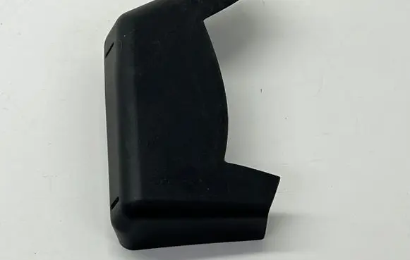 Rear/tail light trim molding