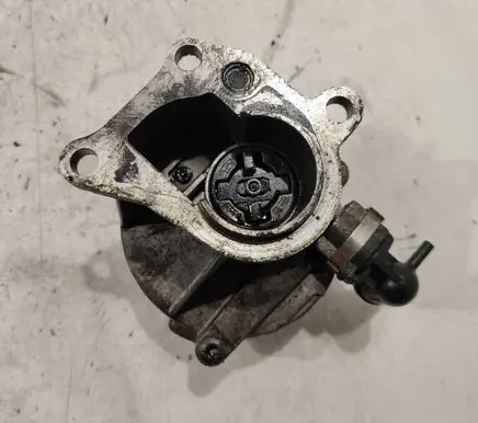 Renault Laguna II Vacuum pump D163322916