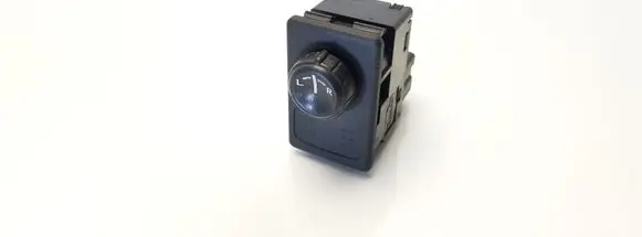 Nissan Almera Tino Wing mirror switch