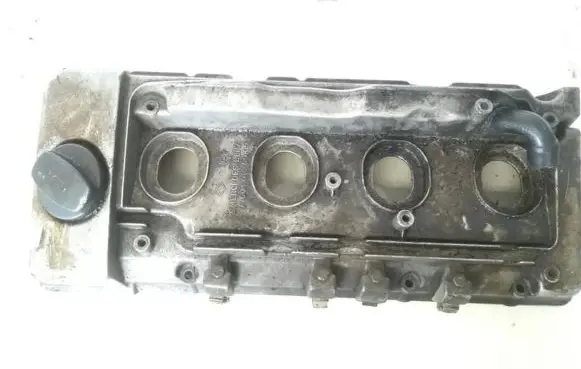 Mercedes-Benz C W202 Rocker cam cover a6040160005