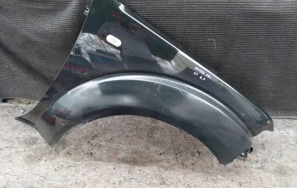 Nissan Navara D40 Fender
