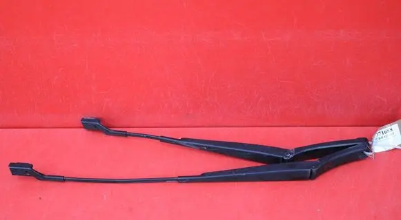 Volkswagen PASSAT B6 Front wiper blade arm 3C1955409C