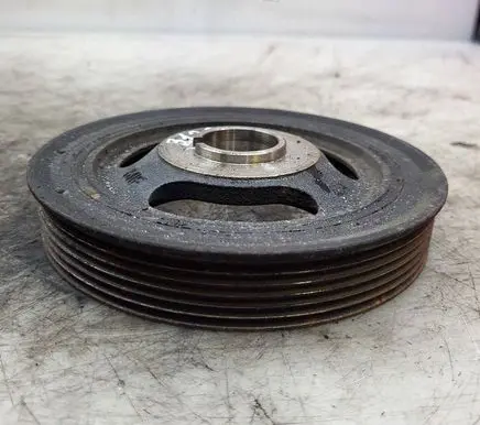Citroen C4 II Crankshaft pulley 9654961080