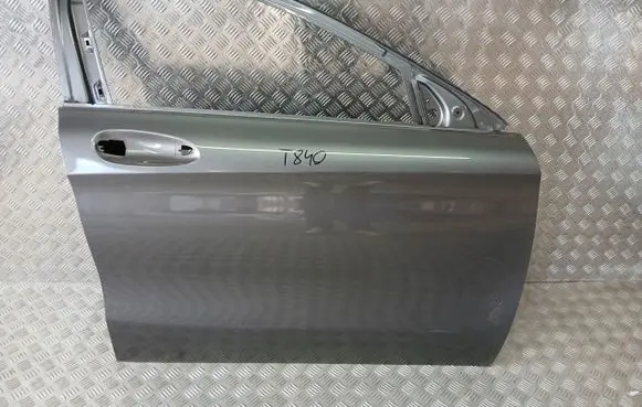 Mercedes-Benz GLA W156 Front door A1567220210