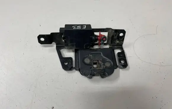 BMW X3 E83 Tailgate/trunk/boot lock/catch/latch 7057364