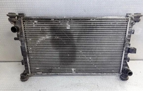 Ford Focus Coolant radiator 98AB8005DE