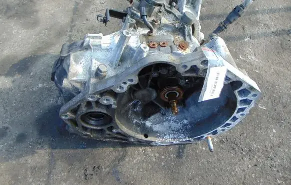 Suzuki Grand Vitara I Electric car Transmission AJJ