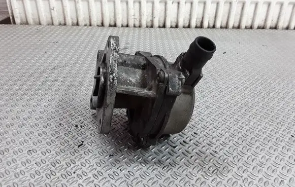 Vacuum pump