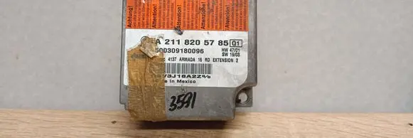 Mercedes-Benz E W211 Airbag control unit/module A2118205785 J3J18A2Z9 500309180096