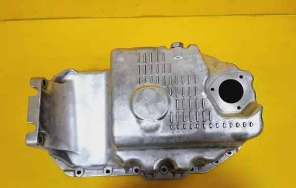 Volkswagen Golf V Oil sump 032103603AB