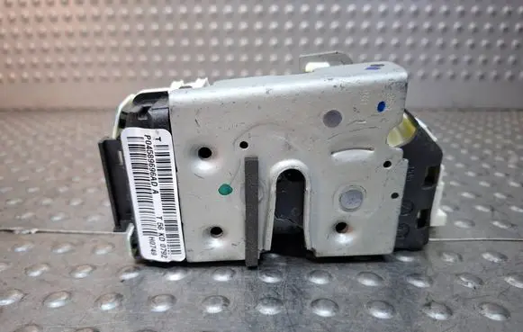 Dodge Avenger Rear door lock CEB1L152AB P04589696AD 04589696AD