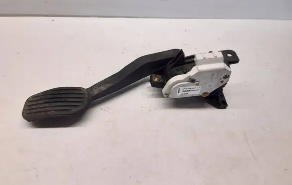 Volvo XC70 Accelerator throttle pedal 30683517 6PV00853714
