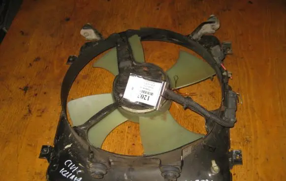 Honda Civic Electric radiator cooling fan