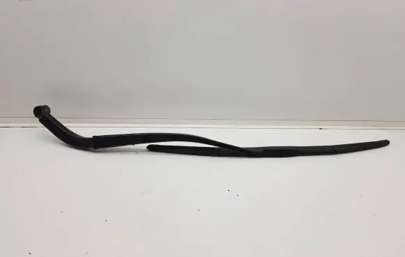 Toyota RAV 4 (XA50) Windshield/front glass wiper blade 2765721