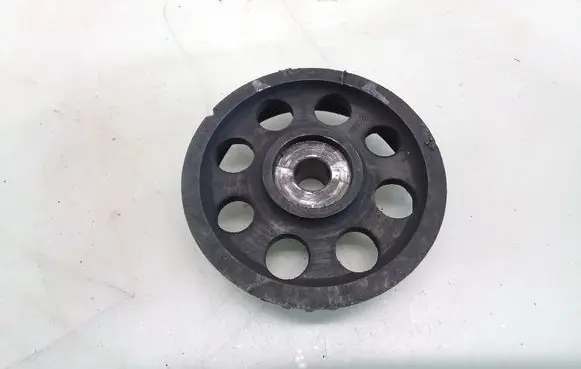 Audi A6 S6 C4 4A Camshaft pulley/ VANOS 046130111C