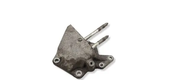 Mitsubishi Outlander Engine mounting bracket 