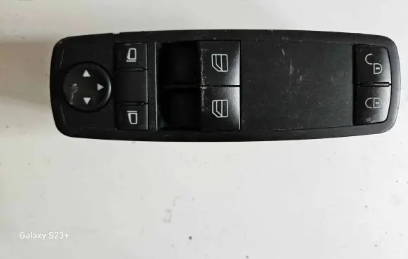 Mercedes-Benz B W245 Electric window control switch A1698206410 03728250