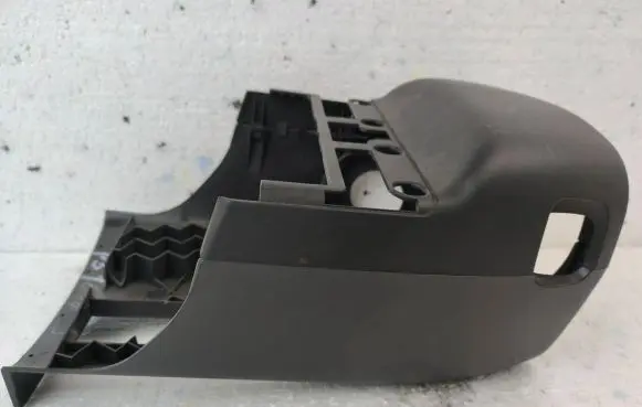 Mazda CX-9 Steering wheel column trim