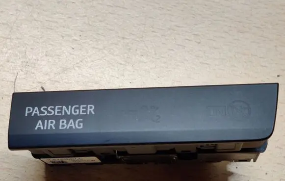 Seat Leon (5F) Passenger airbag on/off switch 5F0919234B