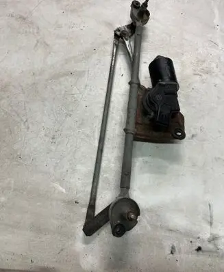 Chrysler PT Cruiser Front wiper linkage and motor 05288695AB