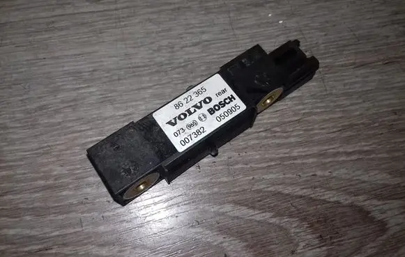 Volvo V70 Airbag deployment crash/impact sensor 007382 8622365 050905
