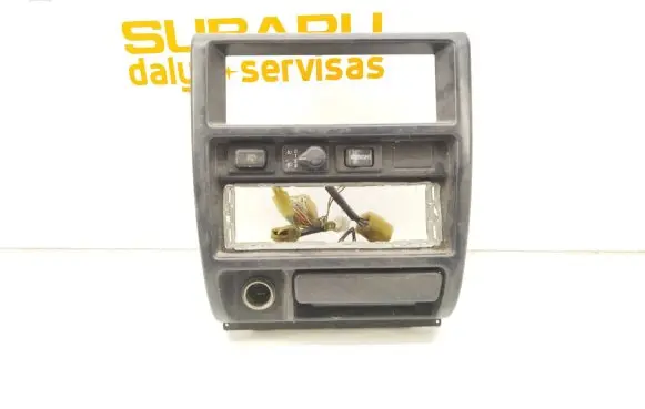 Subaru Forester SF Radio/GPS head unit trim 