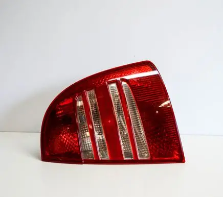 Skoda Superb B5 (3U) Rear/tail lights 3U5945096