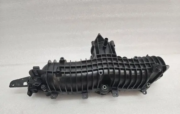 Volvo XC90 Intake manifold 31431777
