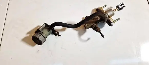 Honda Accord Brake fluid reservoir 