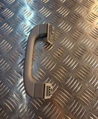 BMW 5 E60 E61 Rear interior roof grab handle 7033659