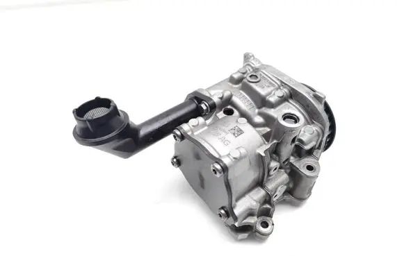 Volkswagen Tiguan Oil pump 04L145208AB 04L115263B