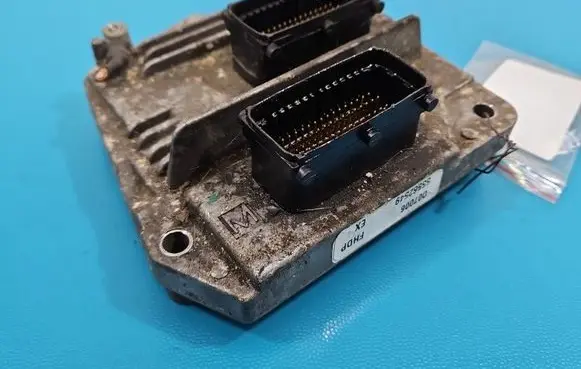 Opel Astra H Engine control unit/module ECU 55562549 IMPRK1578408