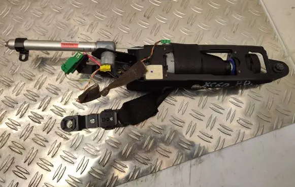 Volvo XC60 Front seatbelt P39803977 6265548 609506600D