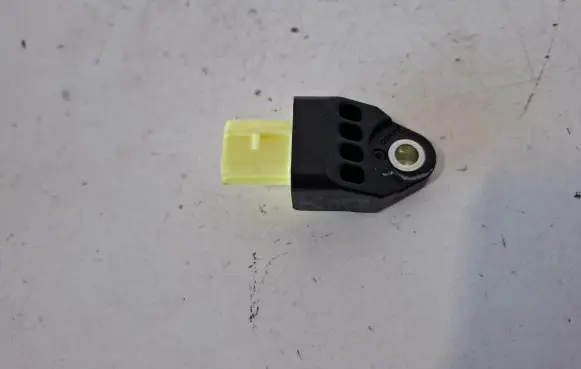 Lexus RX III Airbag deployment crash/impact sensor 8983112010