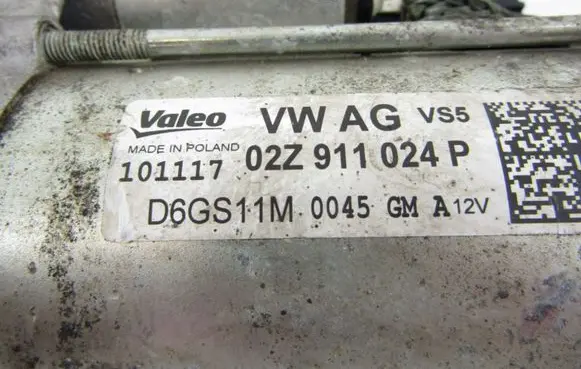Volkswagen PASSAT B6 Starter motor 02Z911024P