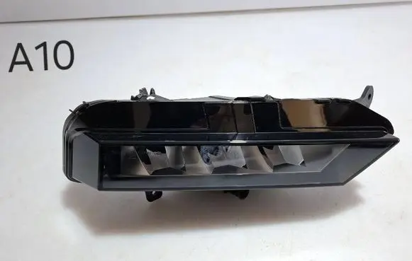 Skoda Scala Front fog light 657941700A 3202002076
