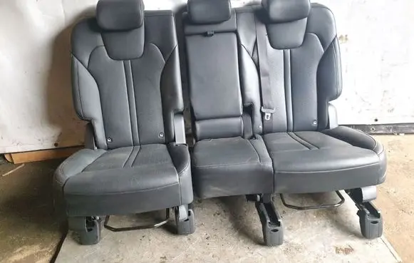 KIA Sorento Rear seat 