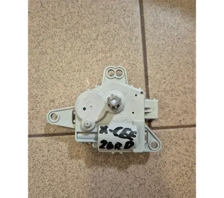 KIA Xceed Air flap motor/actuator EA1F0EDFAC02