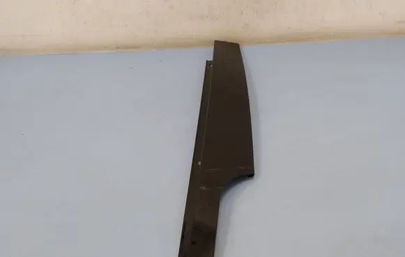 BMW X6 F16 Door glass trim 19765810