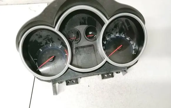 Chevrolet Cruze Speedometer (instrument cluster)