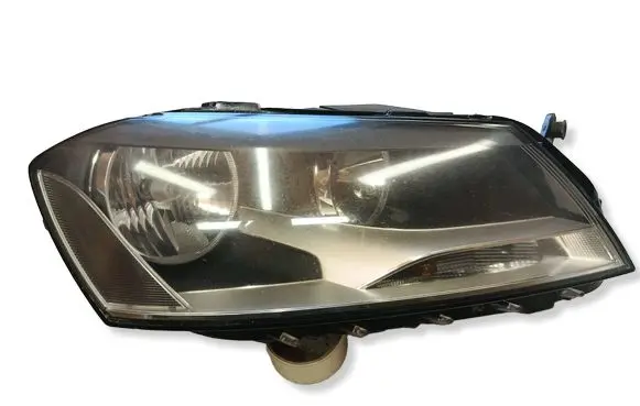 Volkswagen PASSAT B7 Headlight/headlamp 90003373 3AB941006 900033731RK0